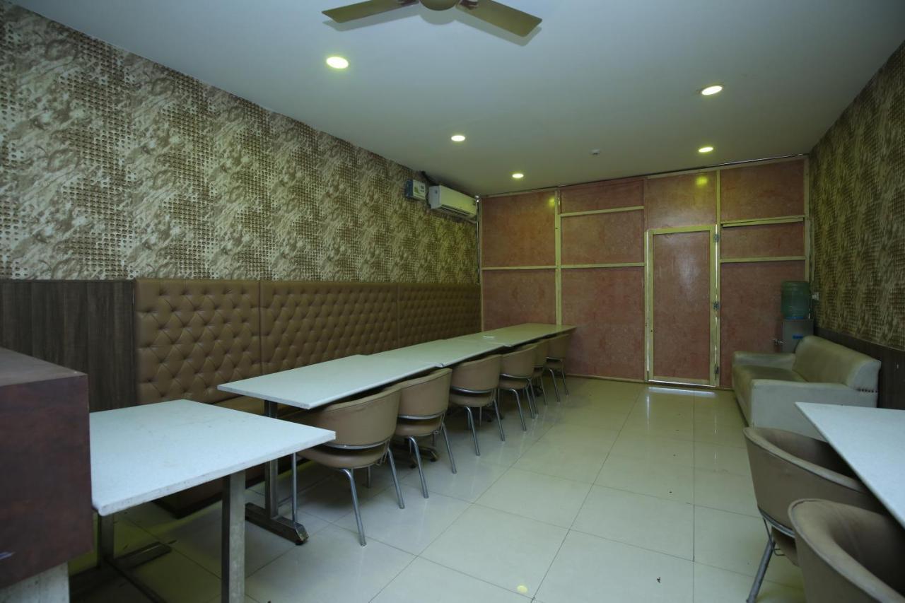 Hotel Pearl Grand & Banquet Zirakpur Dış mekan fotoğraf