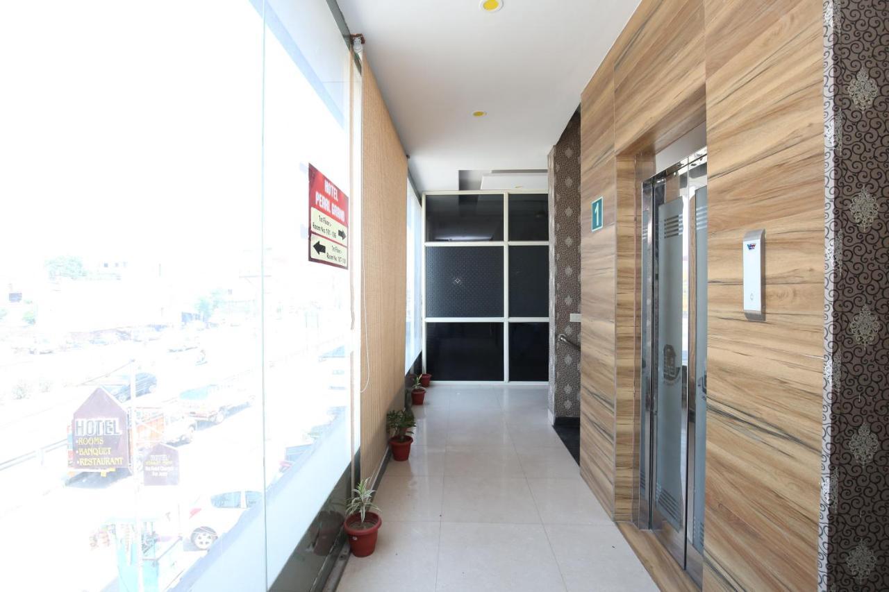 Hotel Pearl Grand & Banquet Zirakpur Dış mekan fotoğraf